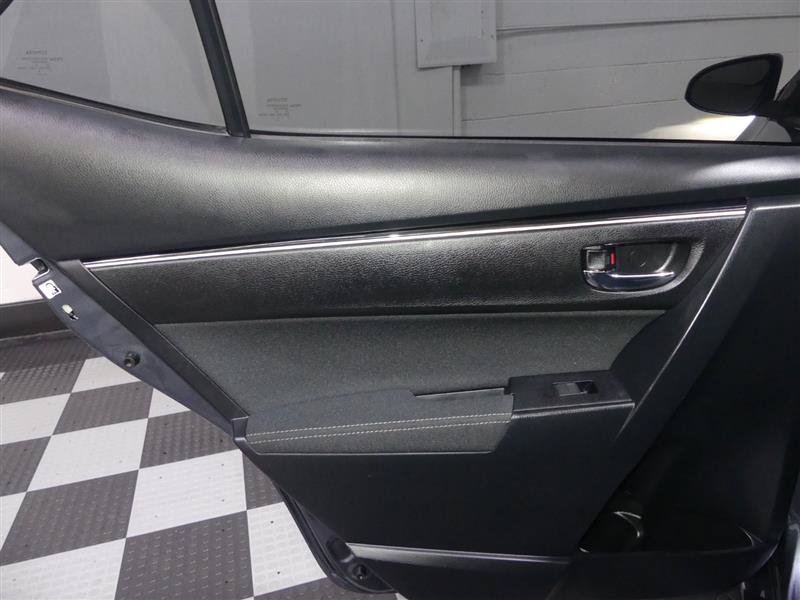 Used 2019 Toyota Corolla LE FWD image 24