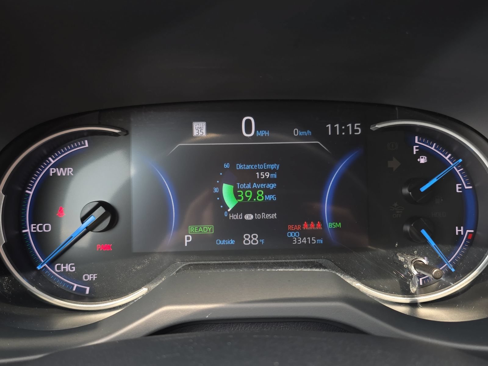 Used 2025 Toyota RAV4 XSE AWD/4WD image 19