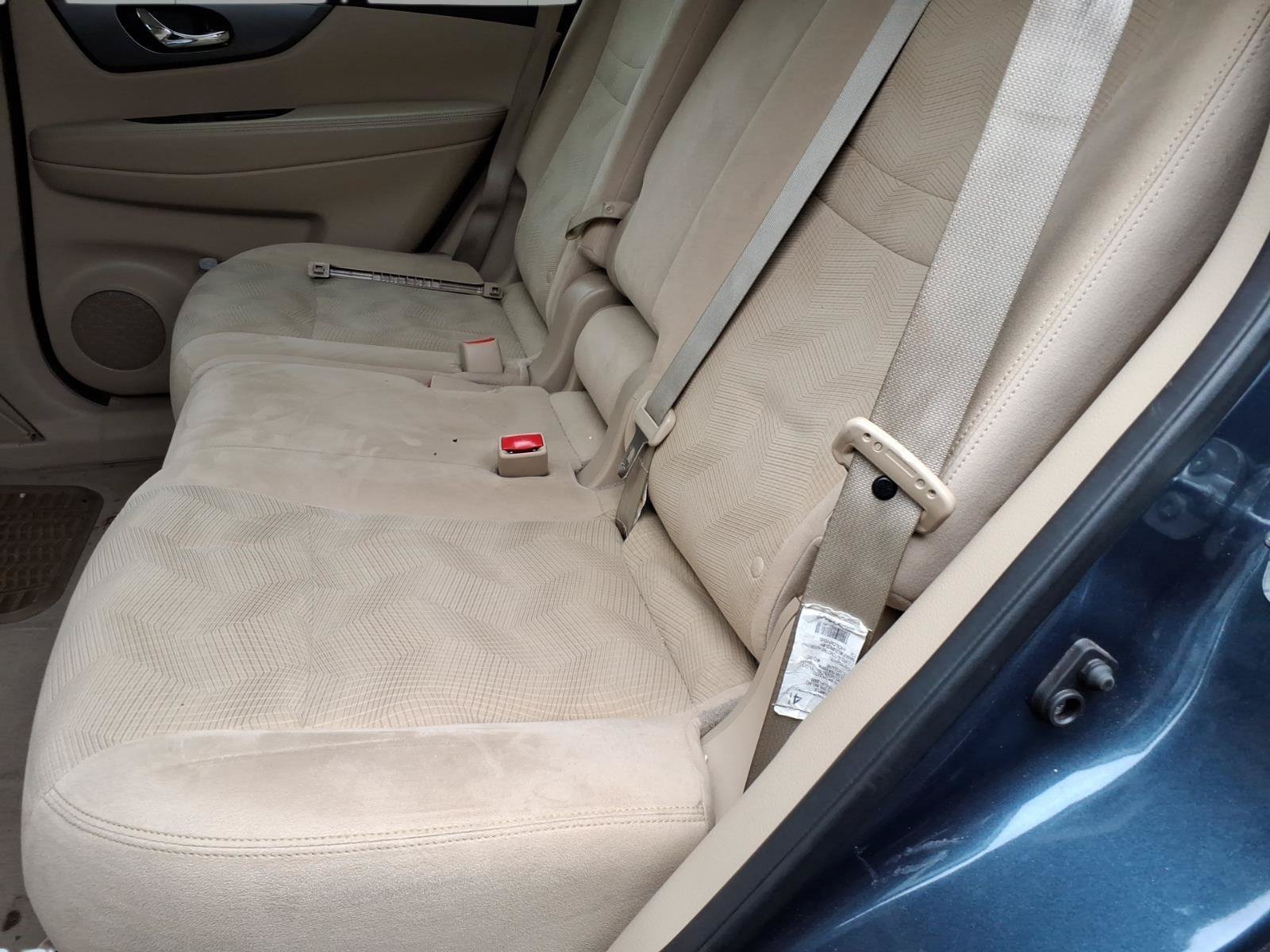 Used 2014 Nissan Rogue SV AWD/4WD image 3