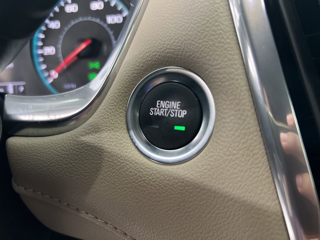 Used 2022 Chevrolet Traverse LS FWD image 15