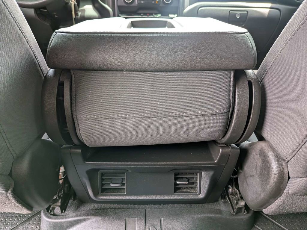 Used 2020 Chevrolet Silverado 2500 Custom w/ Custom Value Package RWD image 15