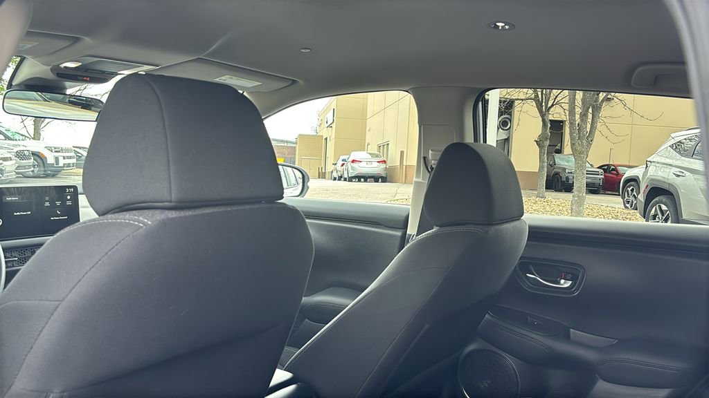 Certified 2026 Honda HR-V LX image 32