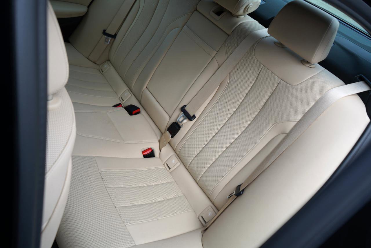 Used 2021 BMW 530i xDrive 530i xDrive Sedan w/ Convenience Package image 44