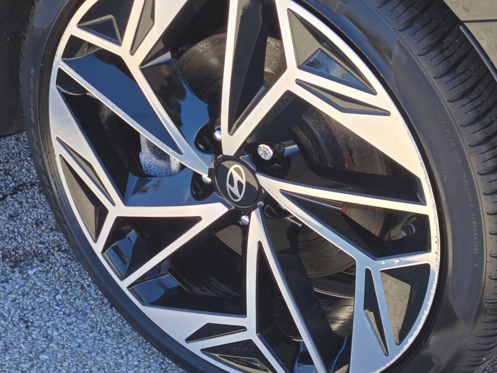 Used 2024 Hyundai Ioniq 6 SEL AWD/4WD image 14