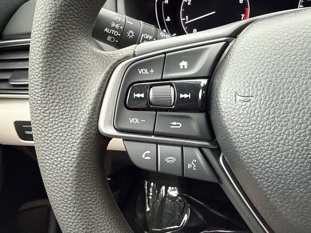 Used 2019 Honda Accord EX image 22