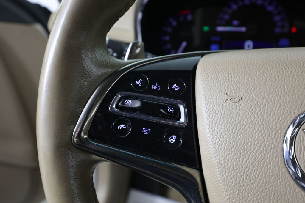 Used 2014 Cadillac CTS Luxury image 32