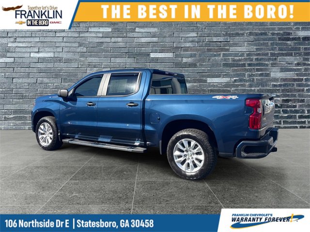 Used 2023 Chevrolet Silverado 1500 Custom image 3