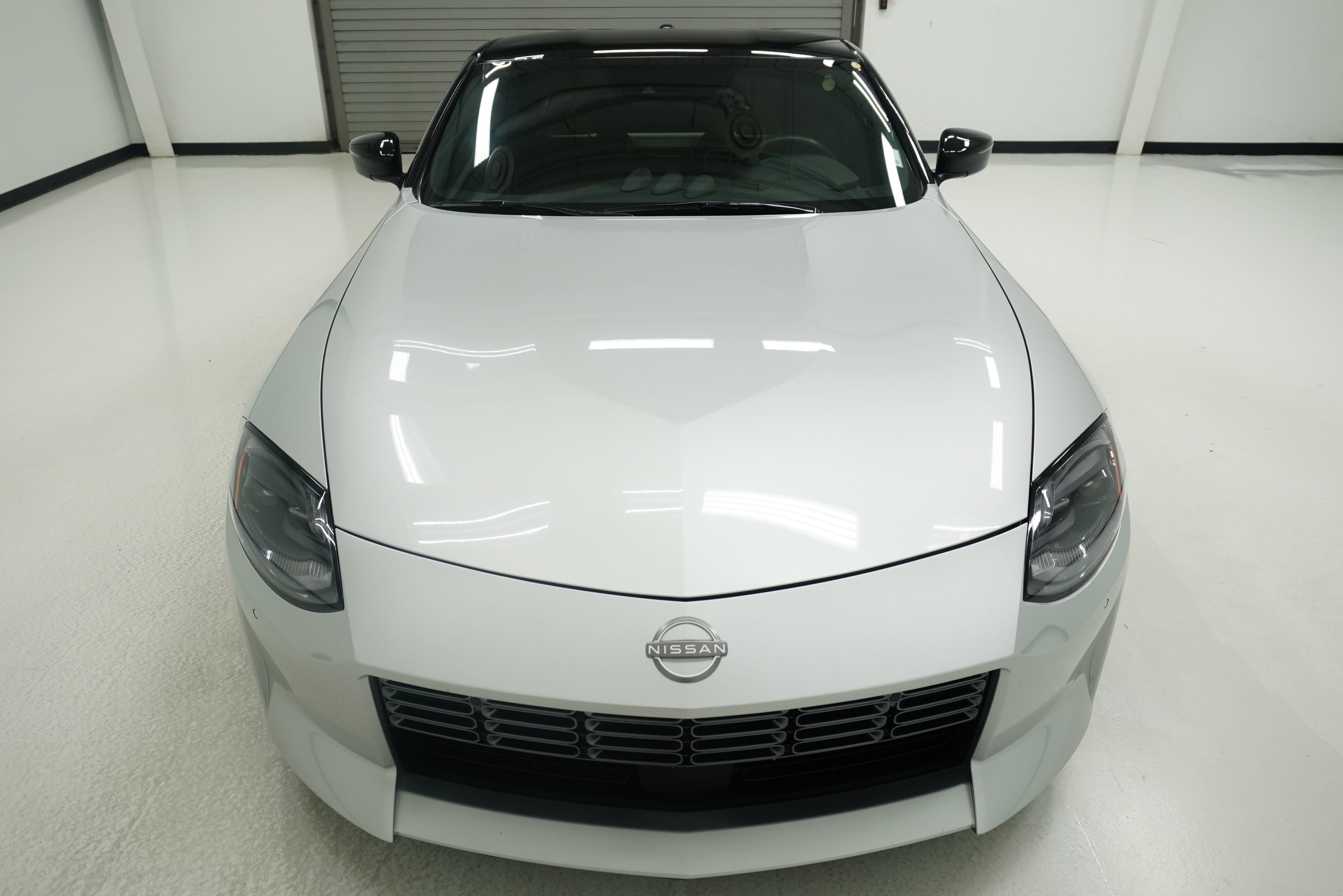 Used 2023 Nissan Z w/ Floor Mat Package (L93) RWD image 2