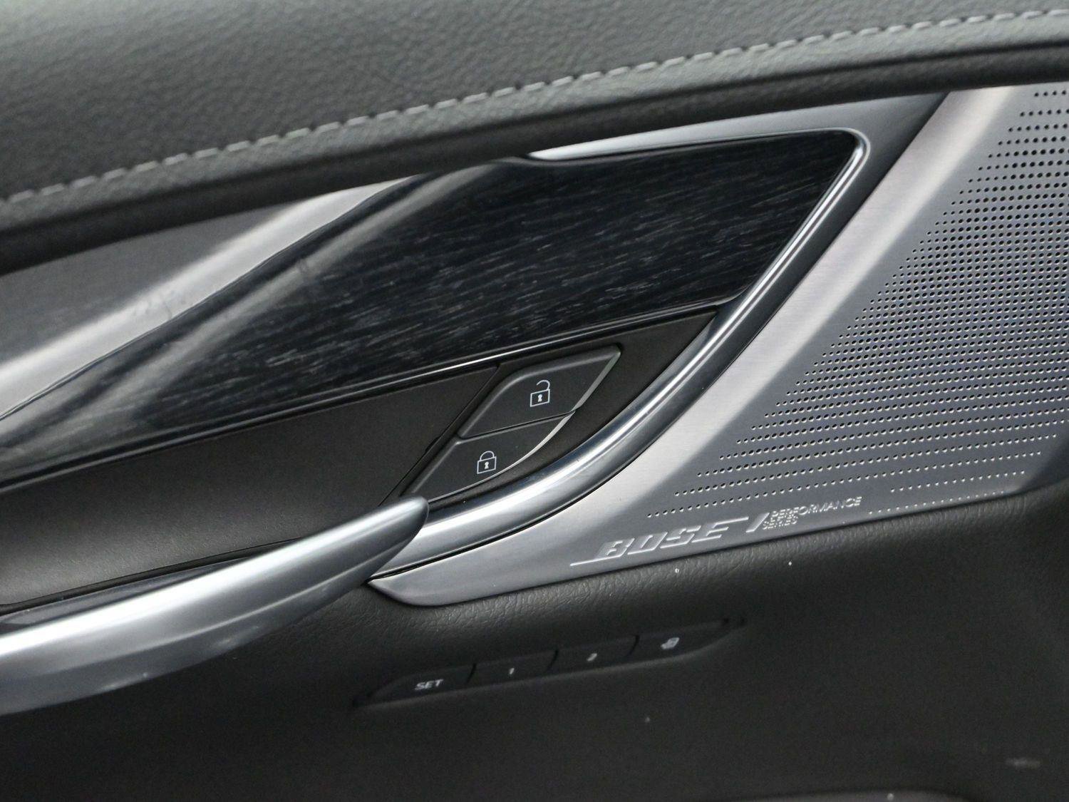 Certified 2023 Cadillac XT5 Premium Luxury image 9