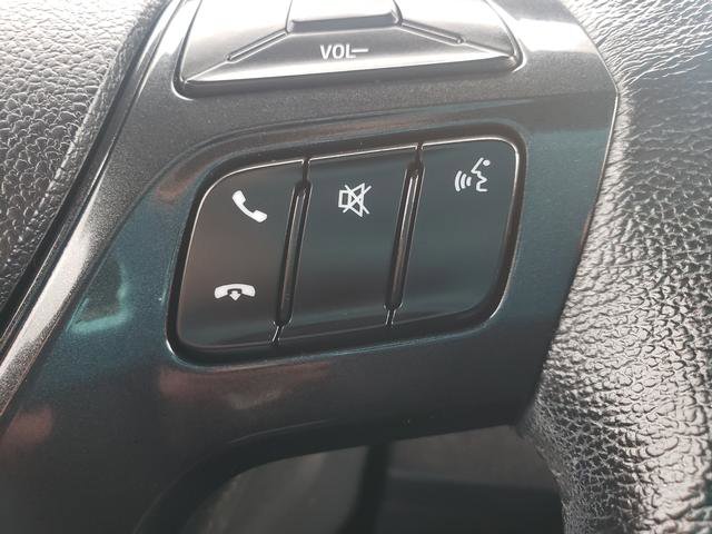 Used 2019 Ford Explorer XLT image 25