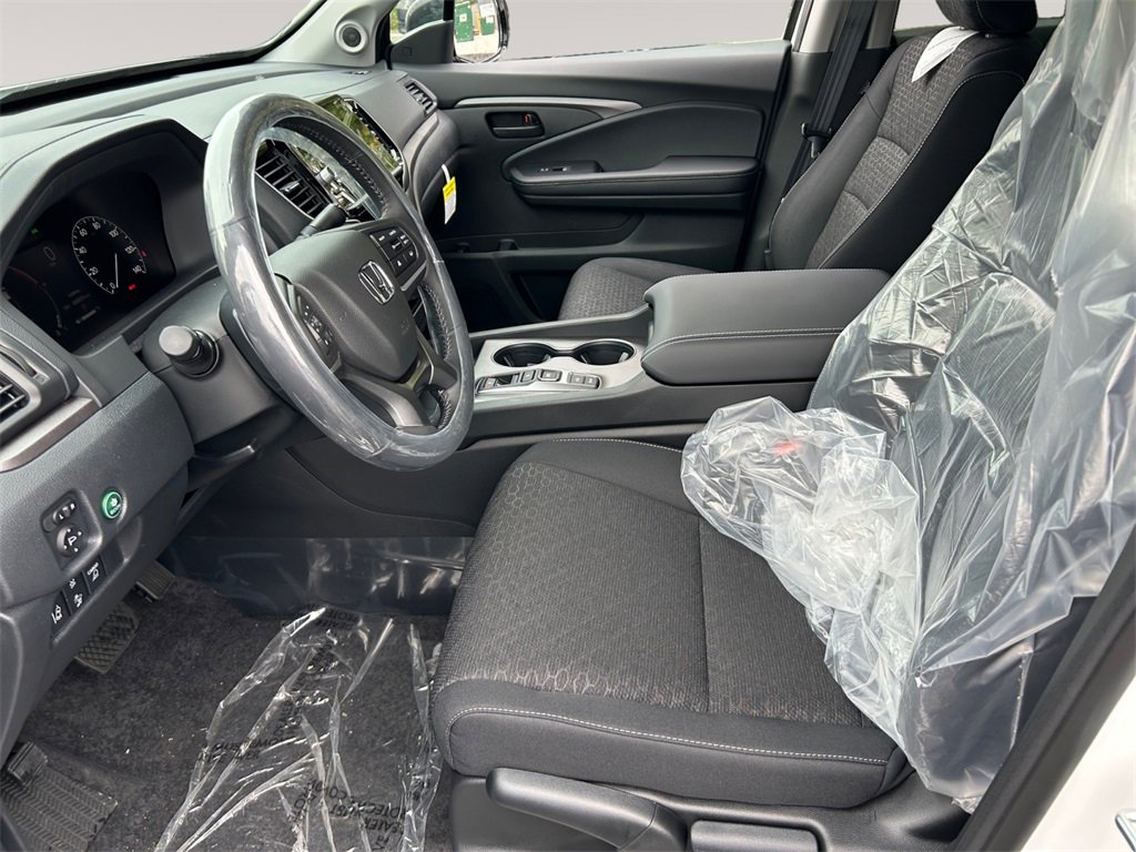 New 2025 Honda Ridgeline Sport image 9