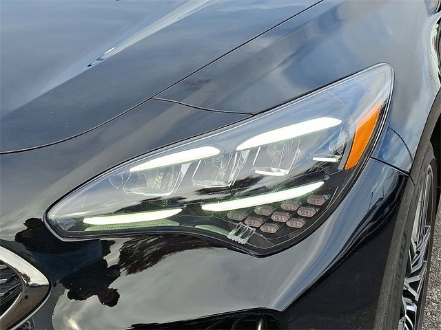 Used 2022 Kia Stinger GT1 image 9