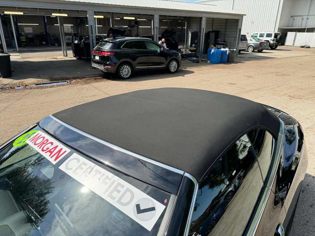 Used 2025 Mercedes-Benz CLE 300 4MATIC Cabriolet image 10