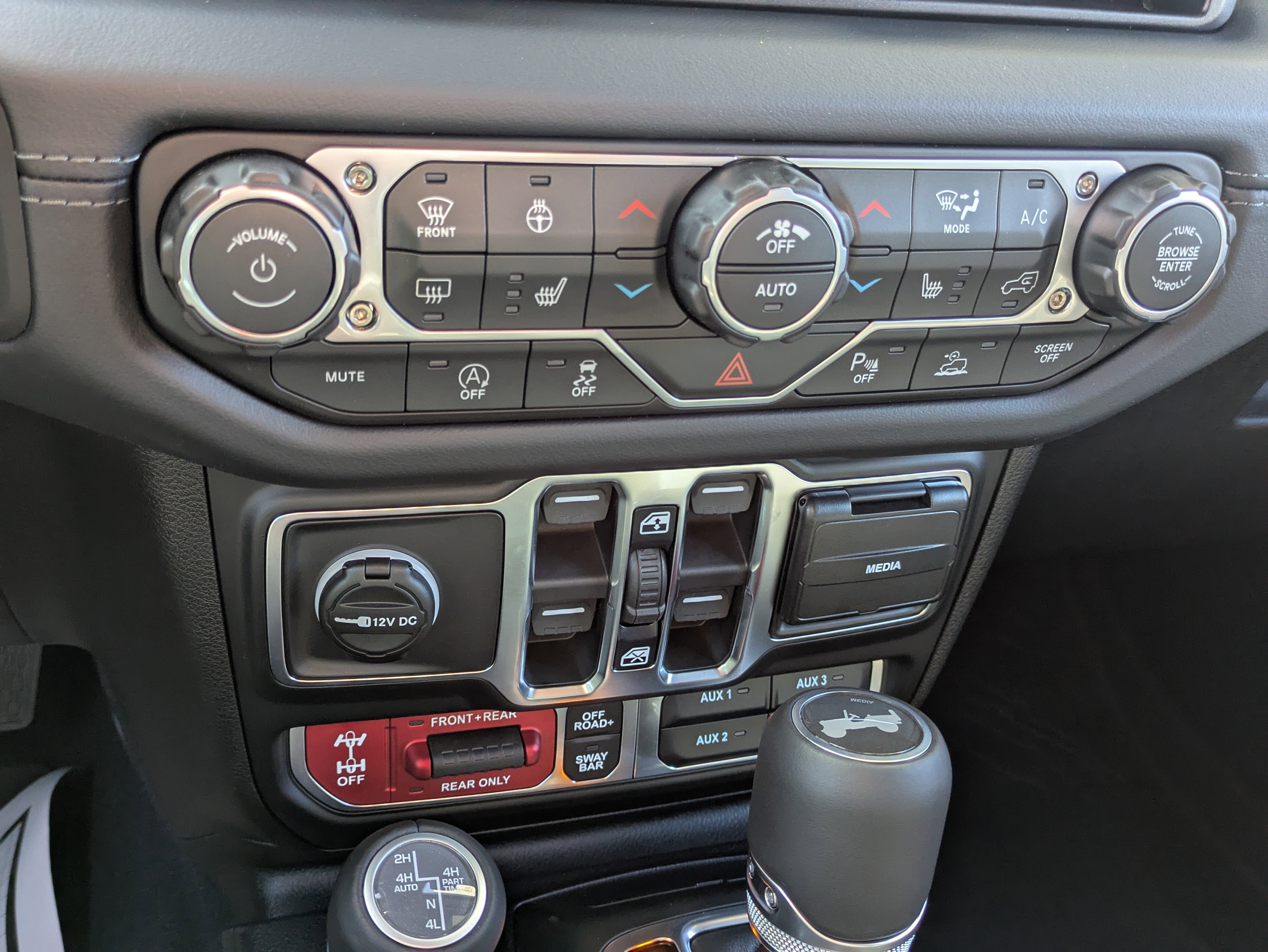 New 2026 Jeep Wrangler Unlimited Rubicon image 15