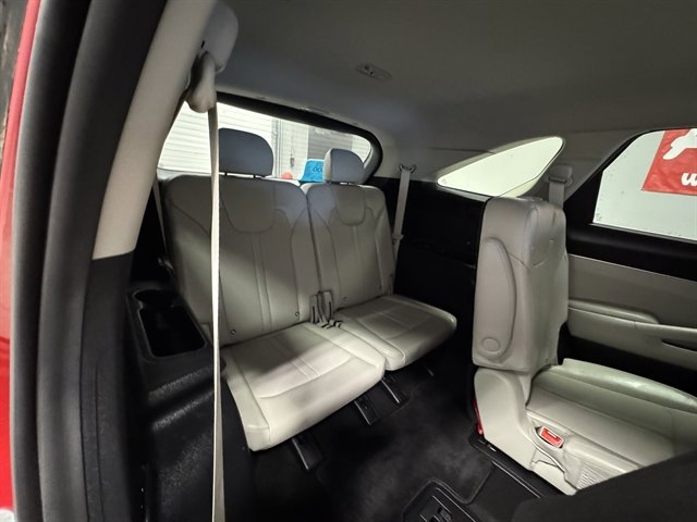 Used 2022 Kia Sorento S image 16