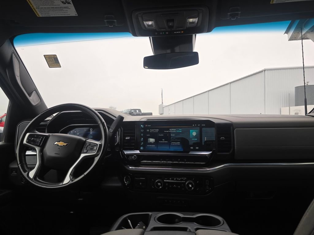 Used 2024 Chevrolet Silverado 2500 LT w/ Convenience Package image 23