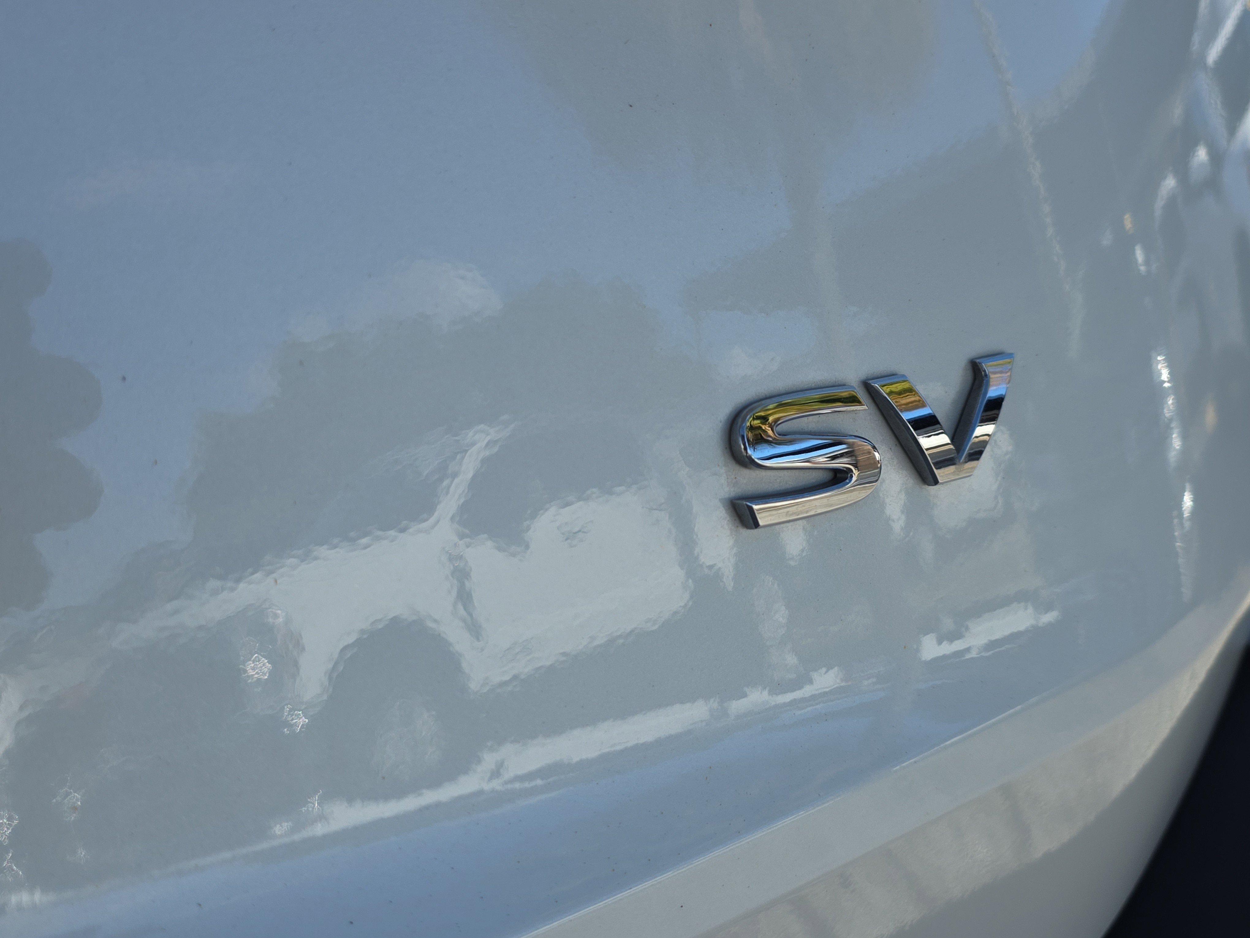 Used 2021 Nissan Rogue SV image 10