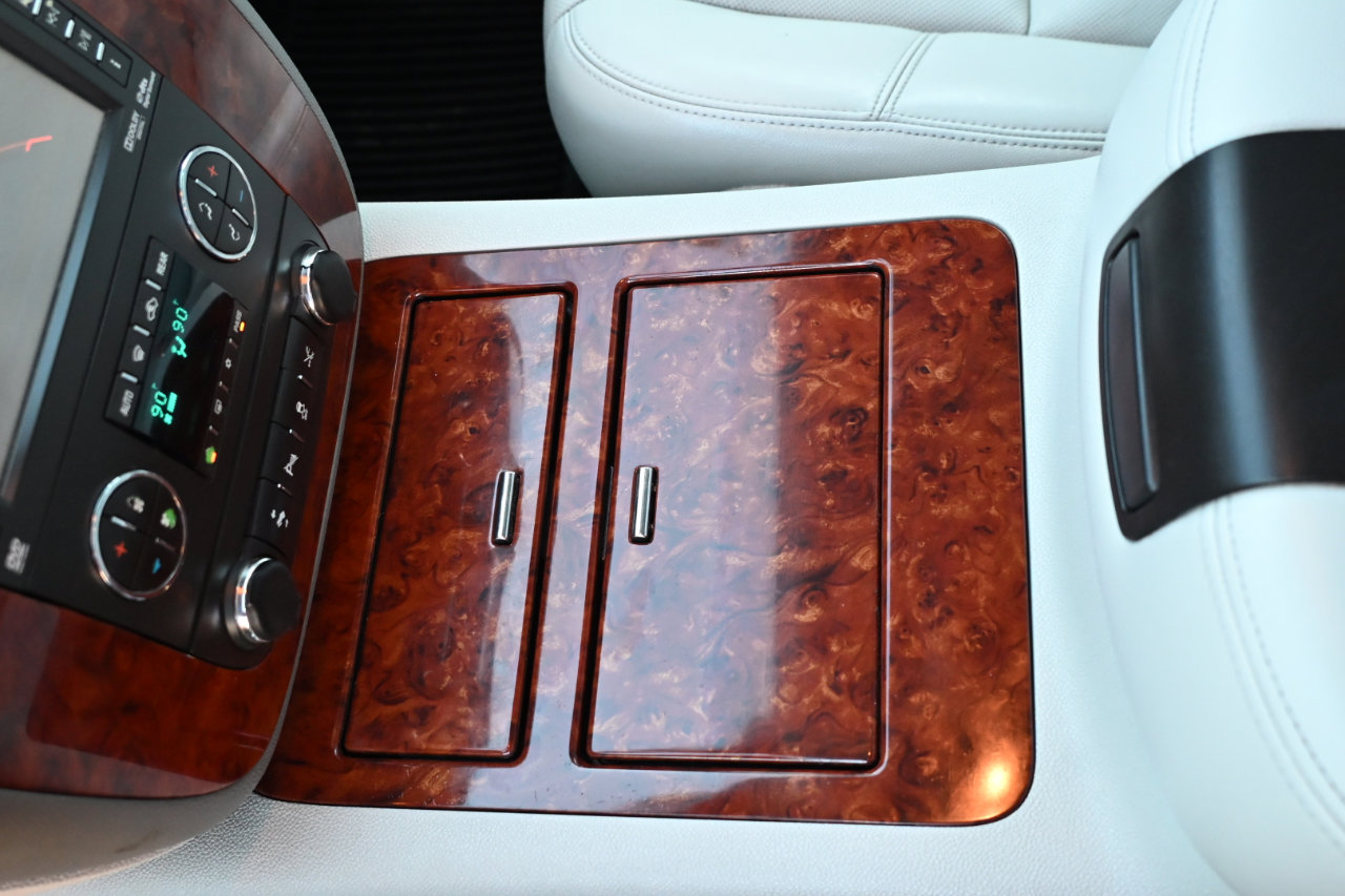 Used 2012 Chevrolet Tahoe LTZ image 28