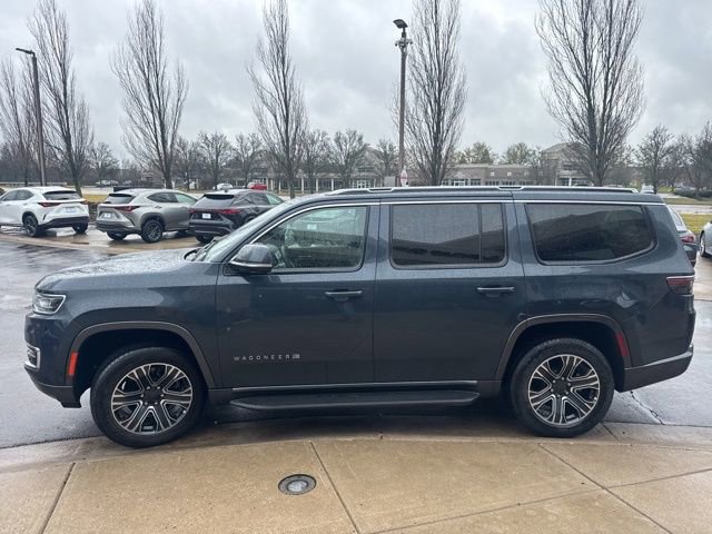 Used 2022 Jeep Wagoneer Series III AWD/4WD image 6