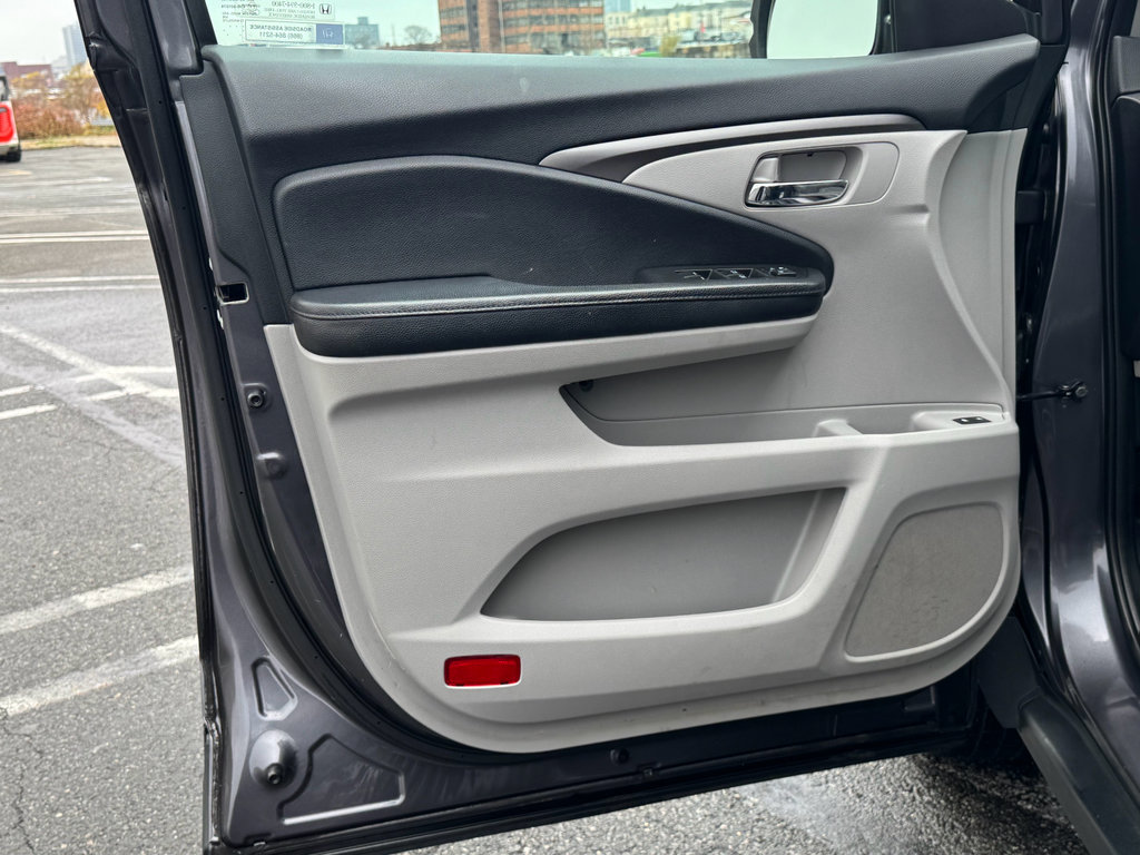 Used 2017 Honda Pilot EX-L image 7