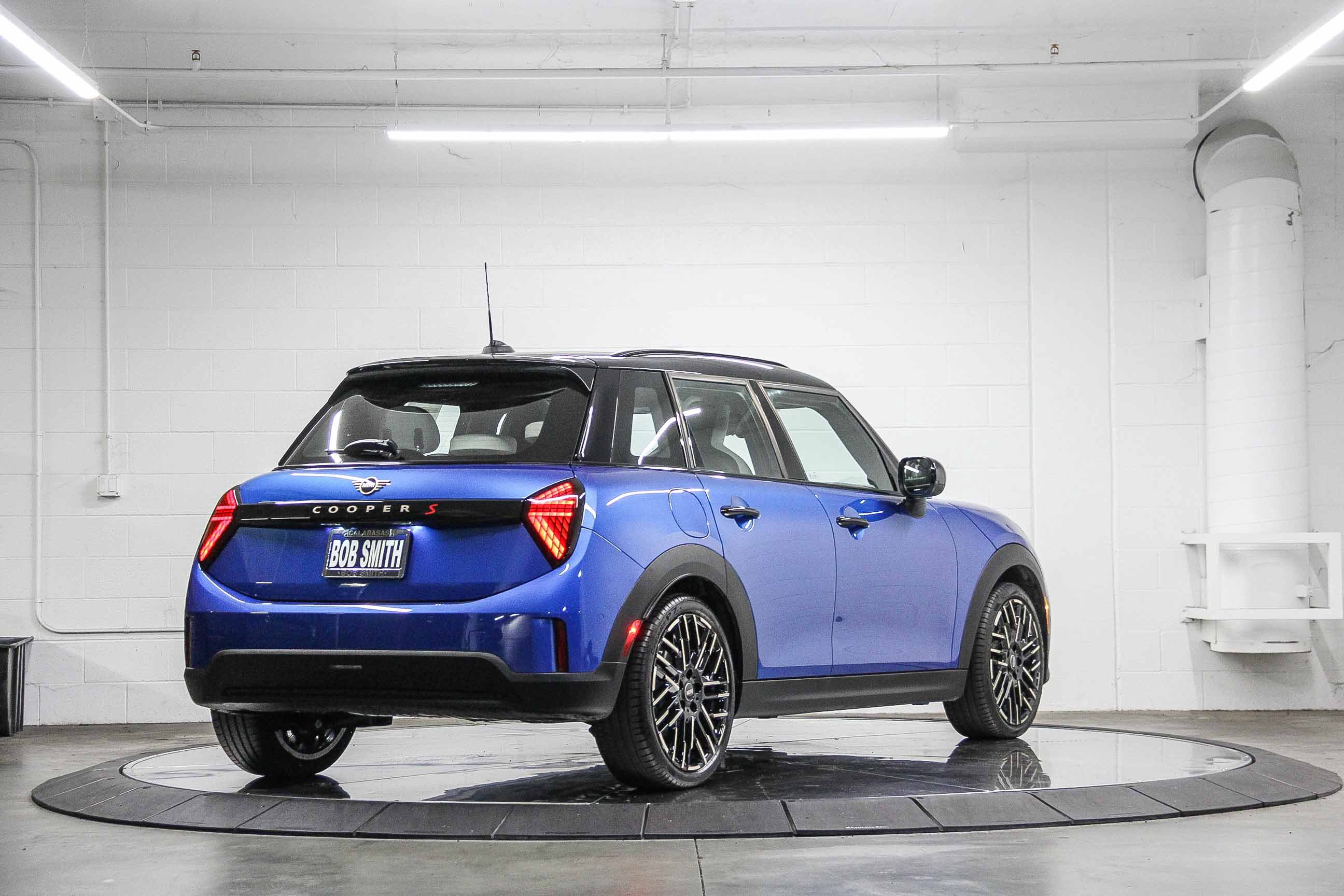 Used 2026 MINI Cooper S FWD image 6