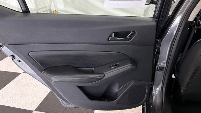 Used 2025 Nissan Altima 2.5 SV image 17