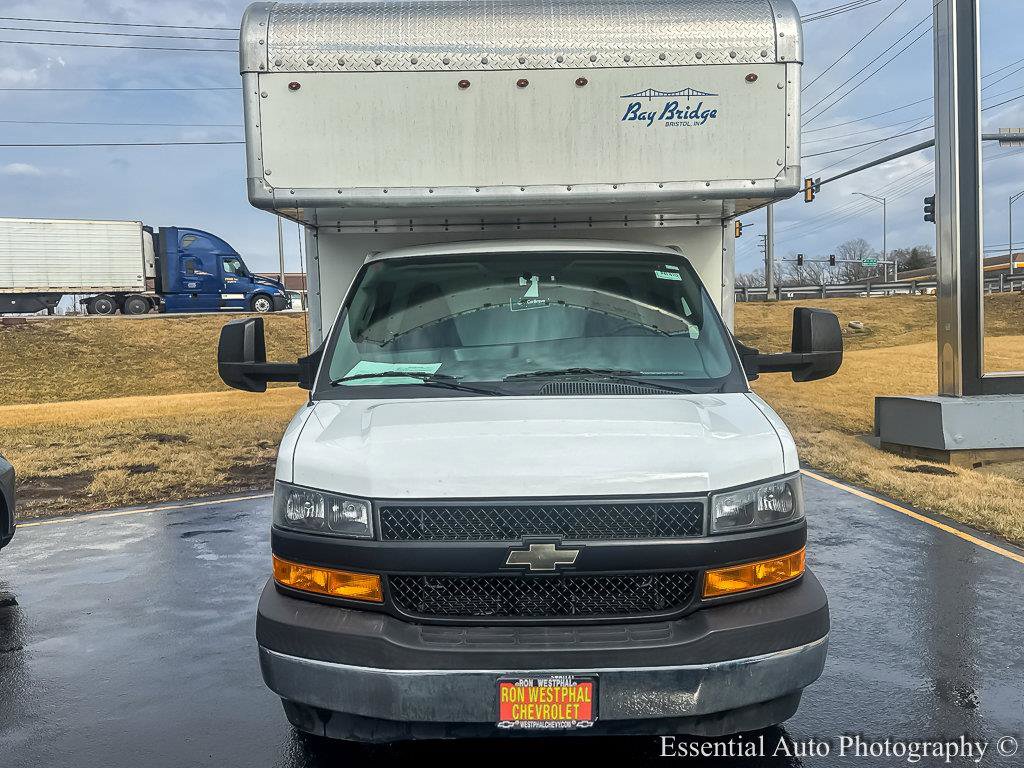 Used 2018 Chevrolet Express 3500 w/ Power Convenience Package image 4