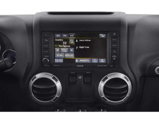 Used 2015 Jeep Wrangler Sahara w/ Connectivity Group AWD/4WD image 13