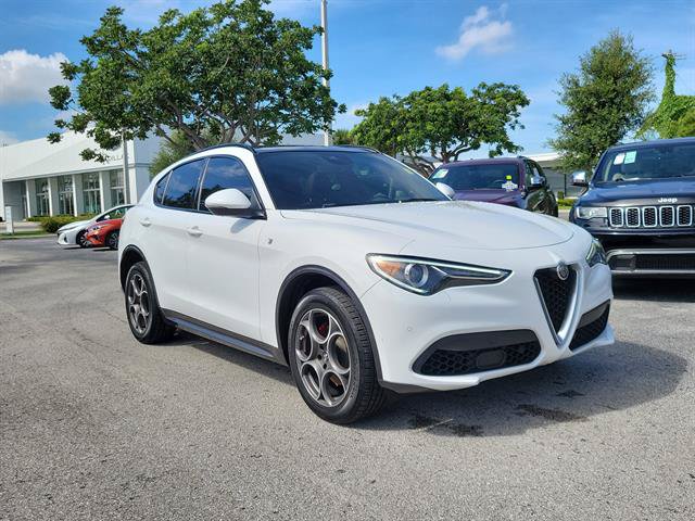 Used 2022 Alfa Romeo Stelvio Ti AWD/4WD image 21