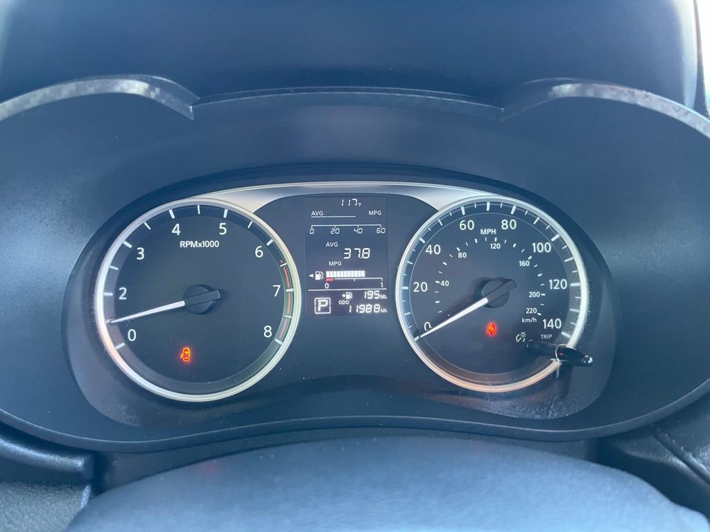 Used 2025 Nissan Versa S image 30