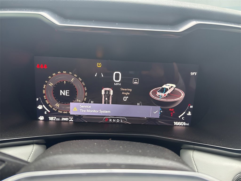 Used 2024 GMC Canyon AT4X image 10