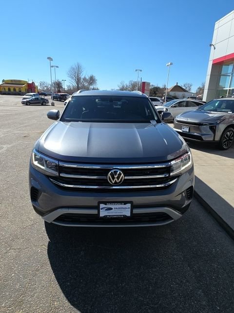Used 2022 Volkswagen Atlas Cross Sport SE image 7