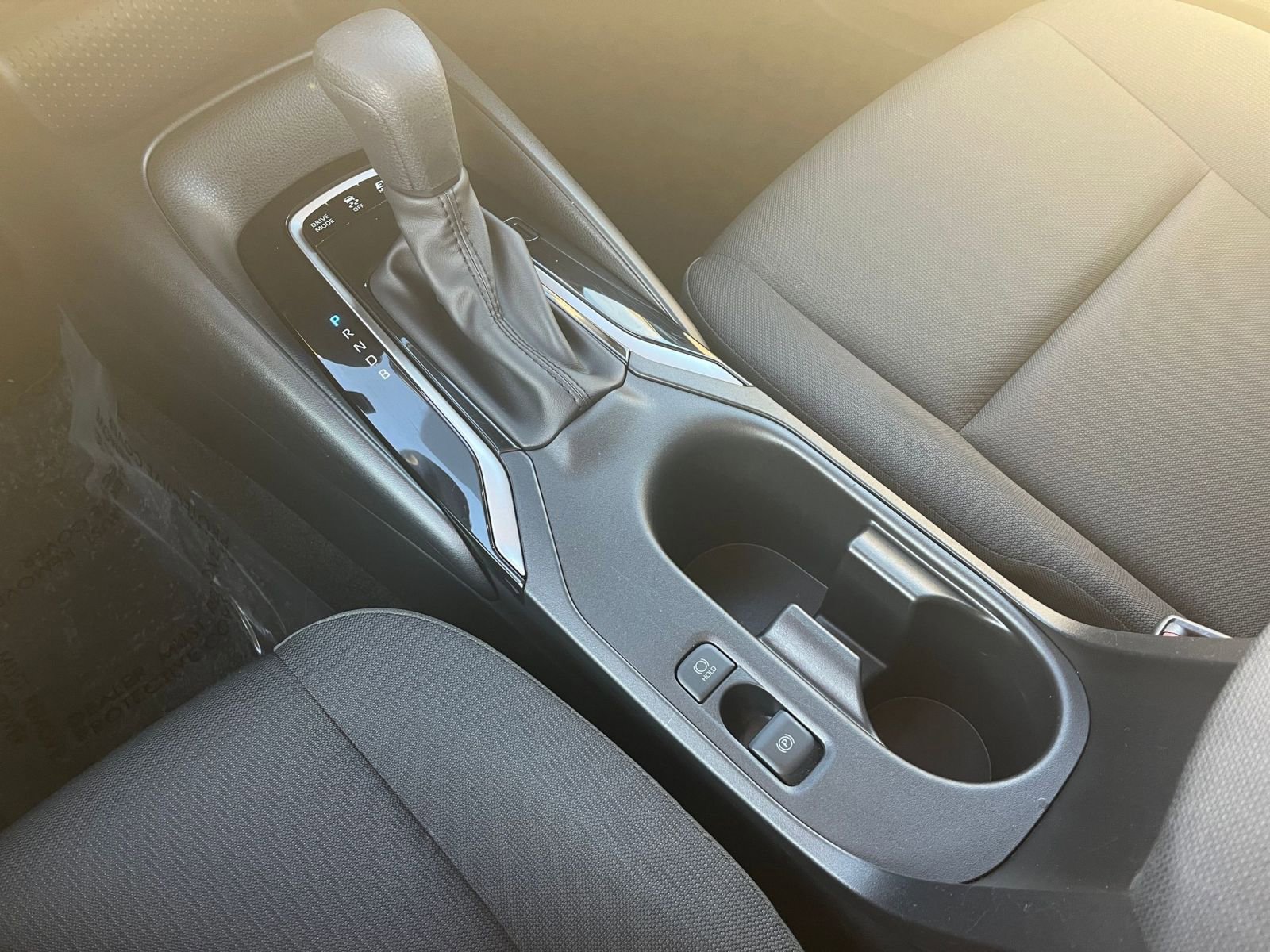 Used 2025 Toyota Corolla LE image 40