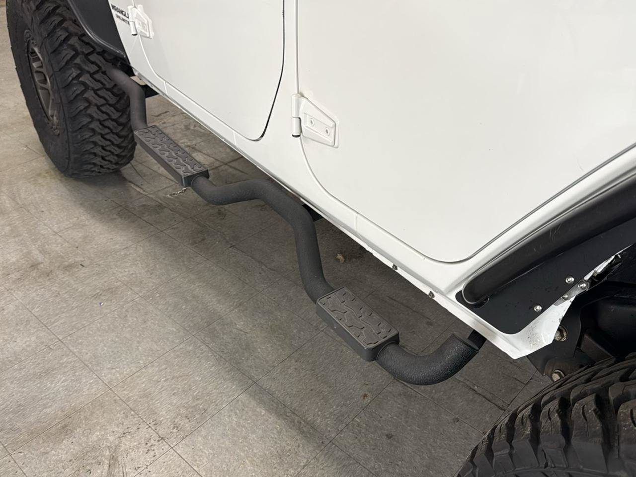 Used 2016 Jeep Wrangler Unlimited Rubicon AWD/4WD image 93