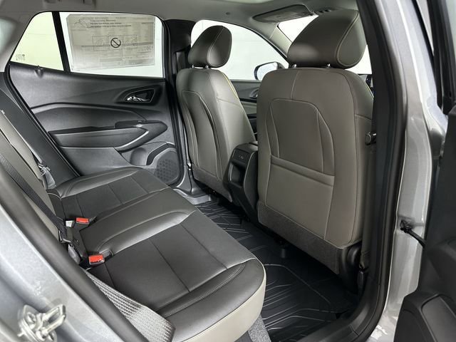 New 2026 Chevrolet Trax ACTIV FWD image 28