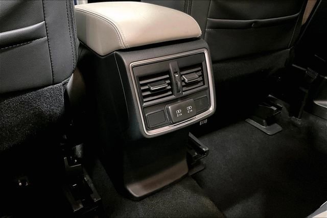 Used 2021 Subaru Forester Limited AWD/4WD image 23