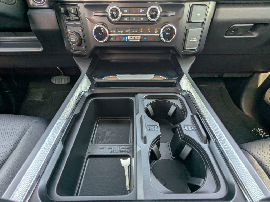 New 2025 Ford F250 Lariat w/ Lariat Ultimate Package image 27