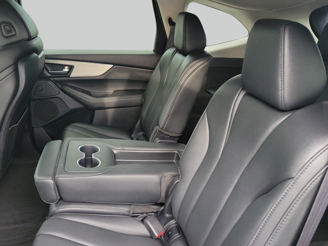 Used 2025 Acura MDX FWD image 11