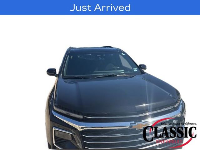 Used 2025 Chevrolet Traverse LT w/ Sun and Wheel Package image 27