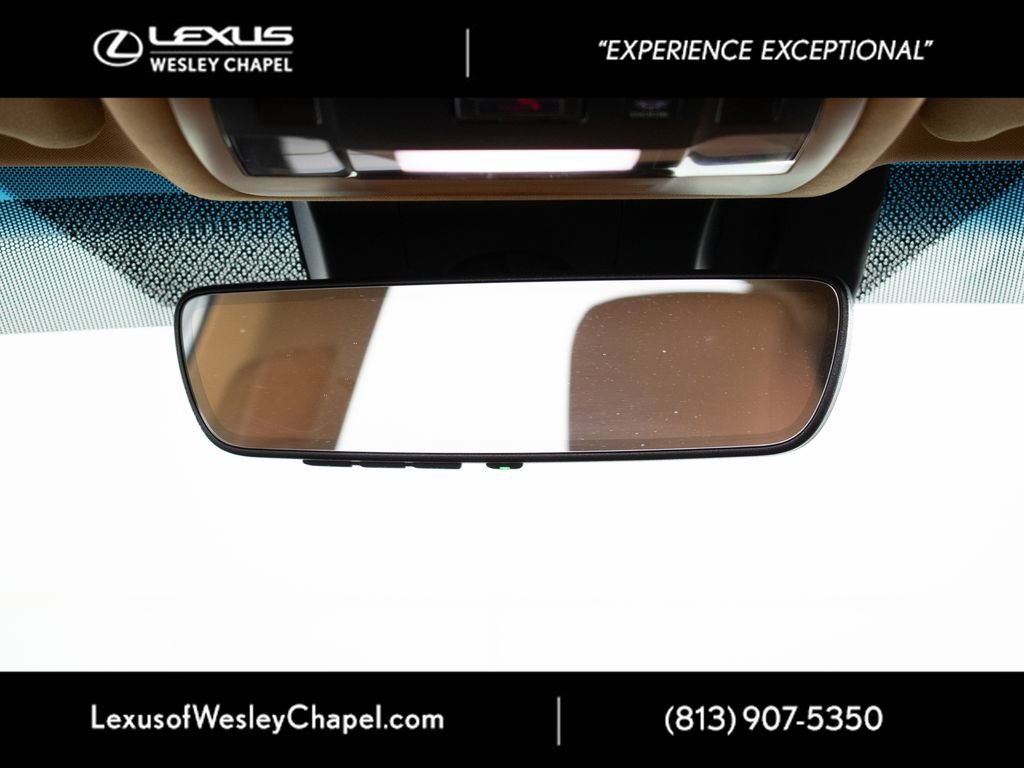 Used 2025 Lexus ES 350 w/ Premium Package FWD image 33