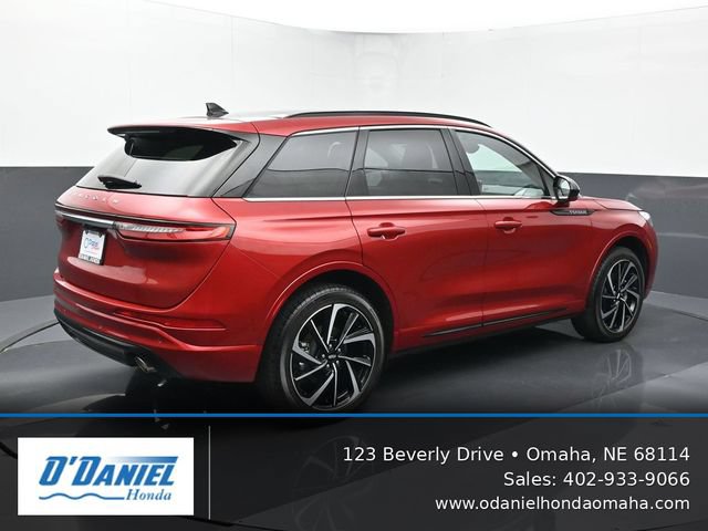 Used 2025 Lincoln Corsair Grand Touring AWD/4WD image 6