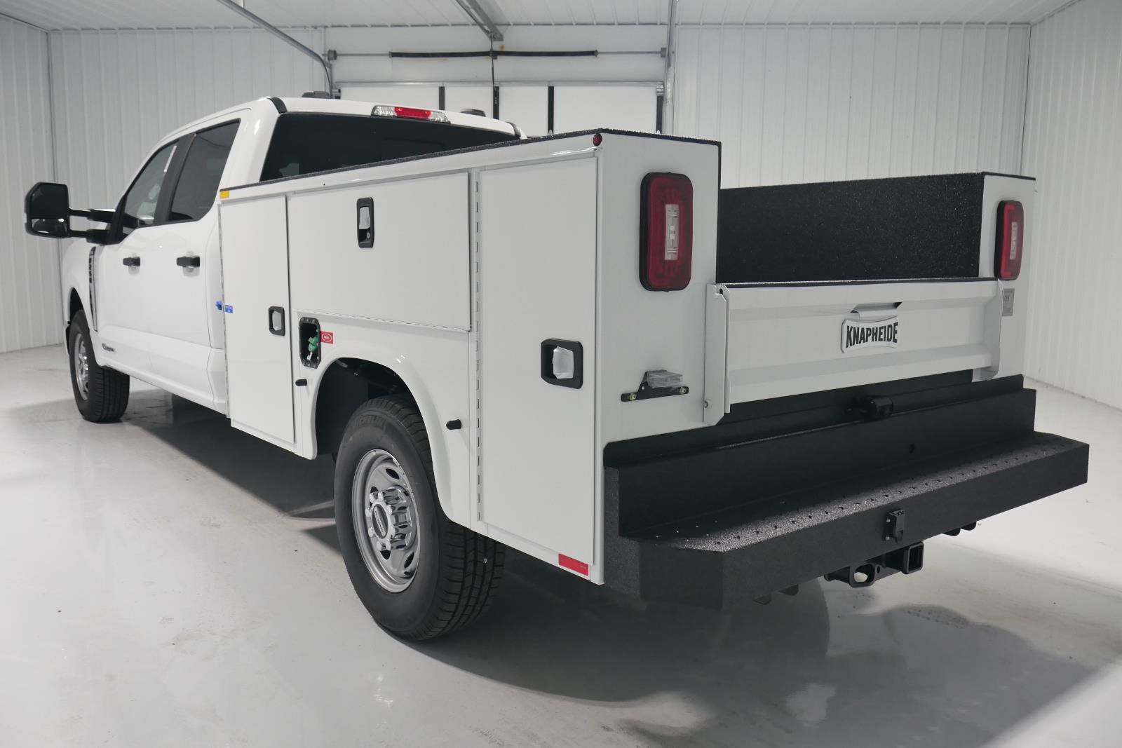 New 2025 Ford F250 XL w/ XL Chrome Package image 10