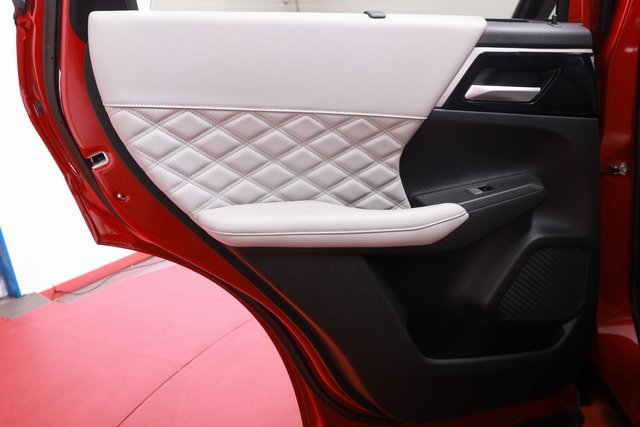 Used 2024 Mitsubishi Outlander SEL image 19