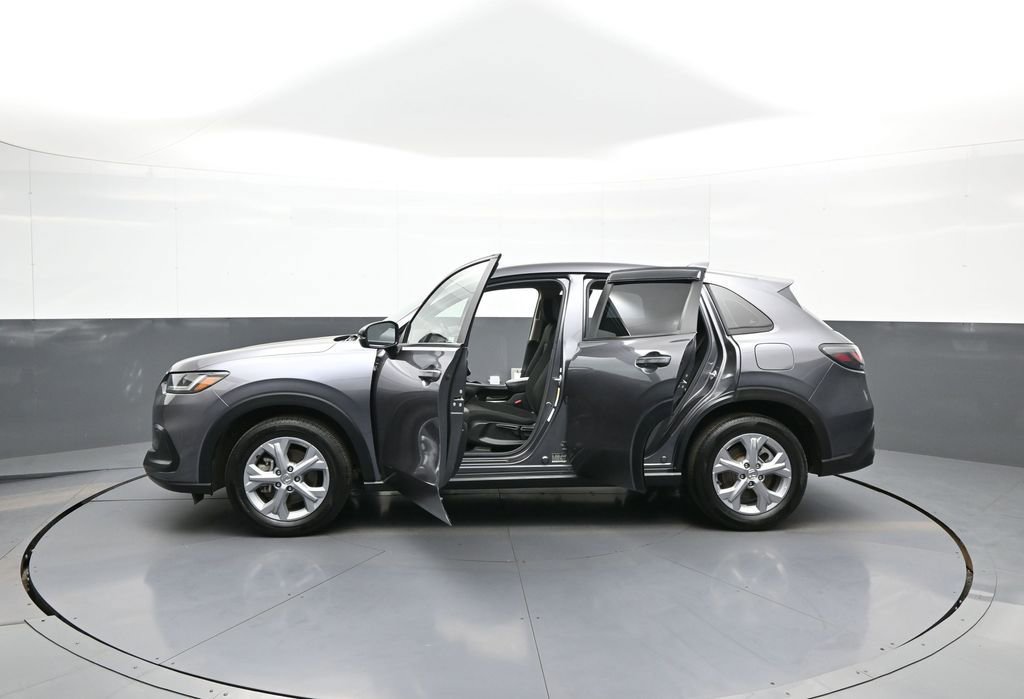 Certified 2024 Honda HR-V LX image 41