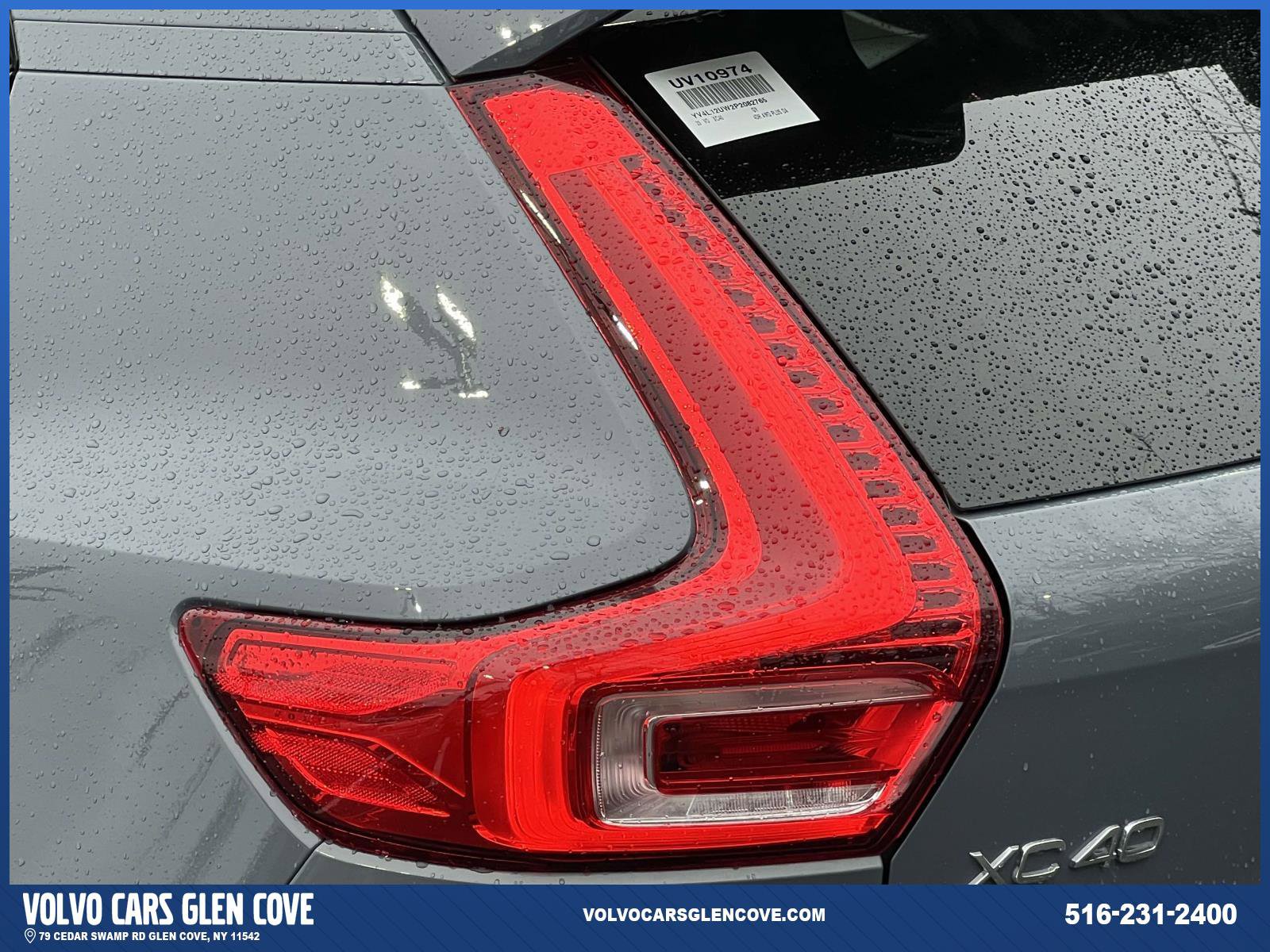 Used 2023 Volvo XC40 B5 Plus w/ Protection Package Premier image 8