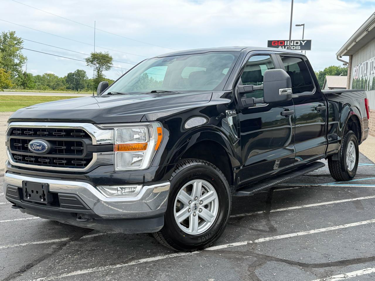 Used 2021 Ford F150 XLT w/ Trailer Tow Package AWD/4WD image 2