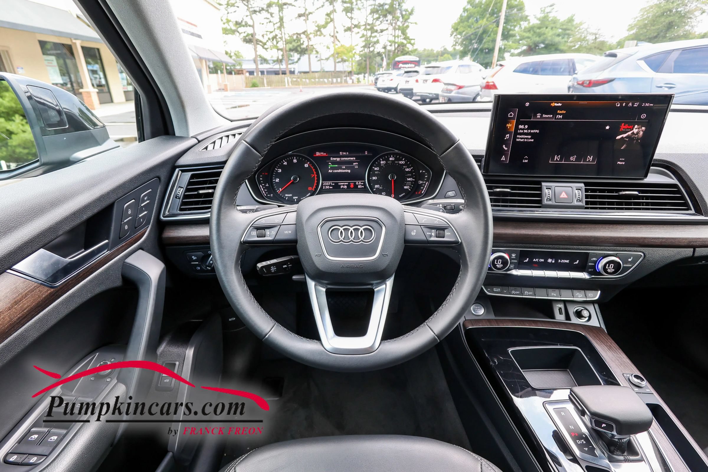 Used 2023 Audi Q5 2.0T Premium w/ Convenience Package AWD/4WD image 32
