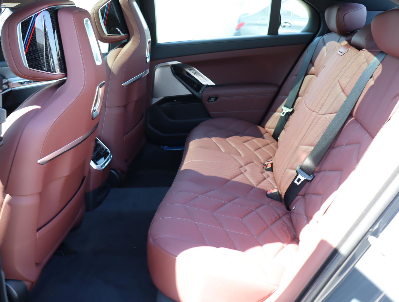 New 2026 BMW 740i w/ Premium Package image 19