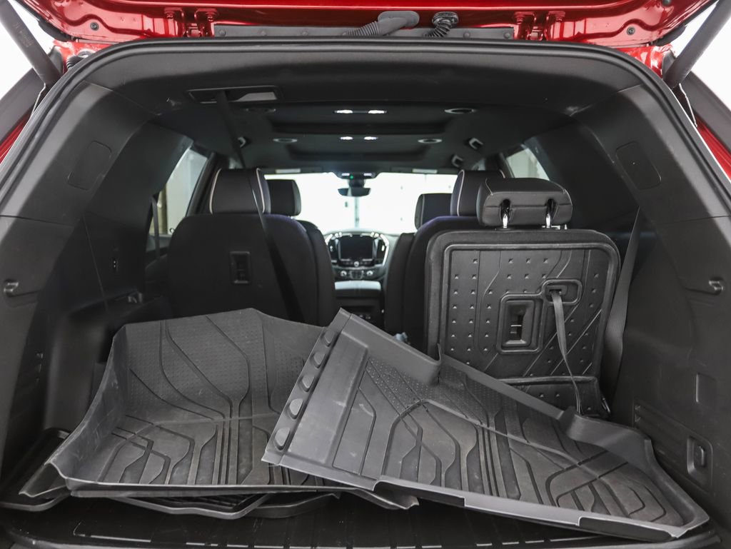 Used 2023 Chevrolet Traverse Premier w/ LPO, Floor Liner Package image 26