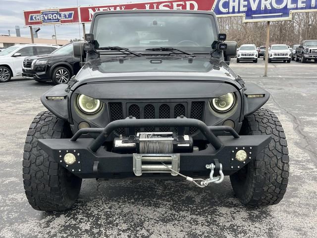 Used 2016 Jeep Wrangler Unlimited Sahara w/ Connectivity Group image 8